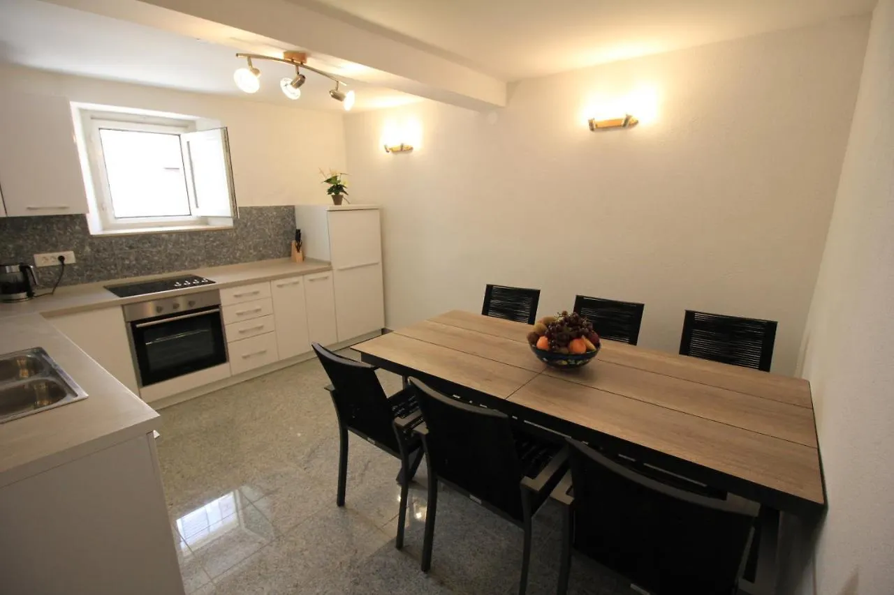 Town House In The Centre Of Historic Trogir Villa Hırvatistan