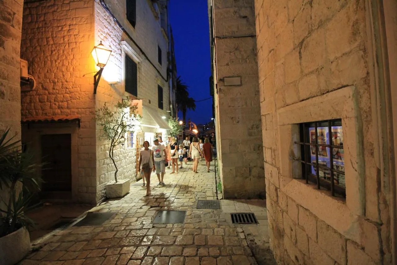 Town House In The Centre Of Historic Trogir Villa Holiday home